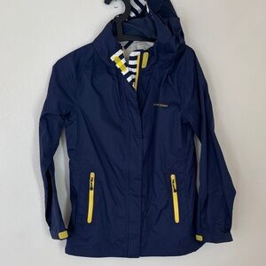 Vineyard Vines Navy rain Jacket with Yellow Details